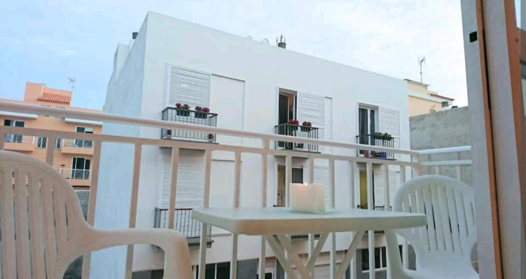 Cozy Apartment + Parking Playa San Juan Guia de Isora  Bagian luar foto